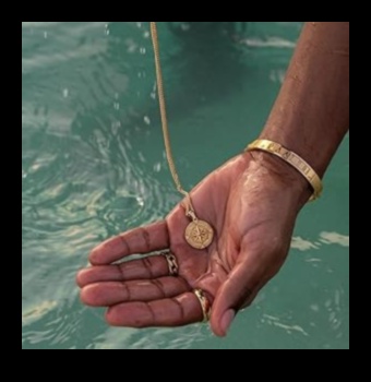 Eleganța a redefinit o colecție curată de brățări care vorbesc volume 4 Eleganță redefinită: brățări care vorbesc volume