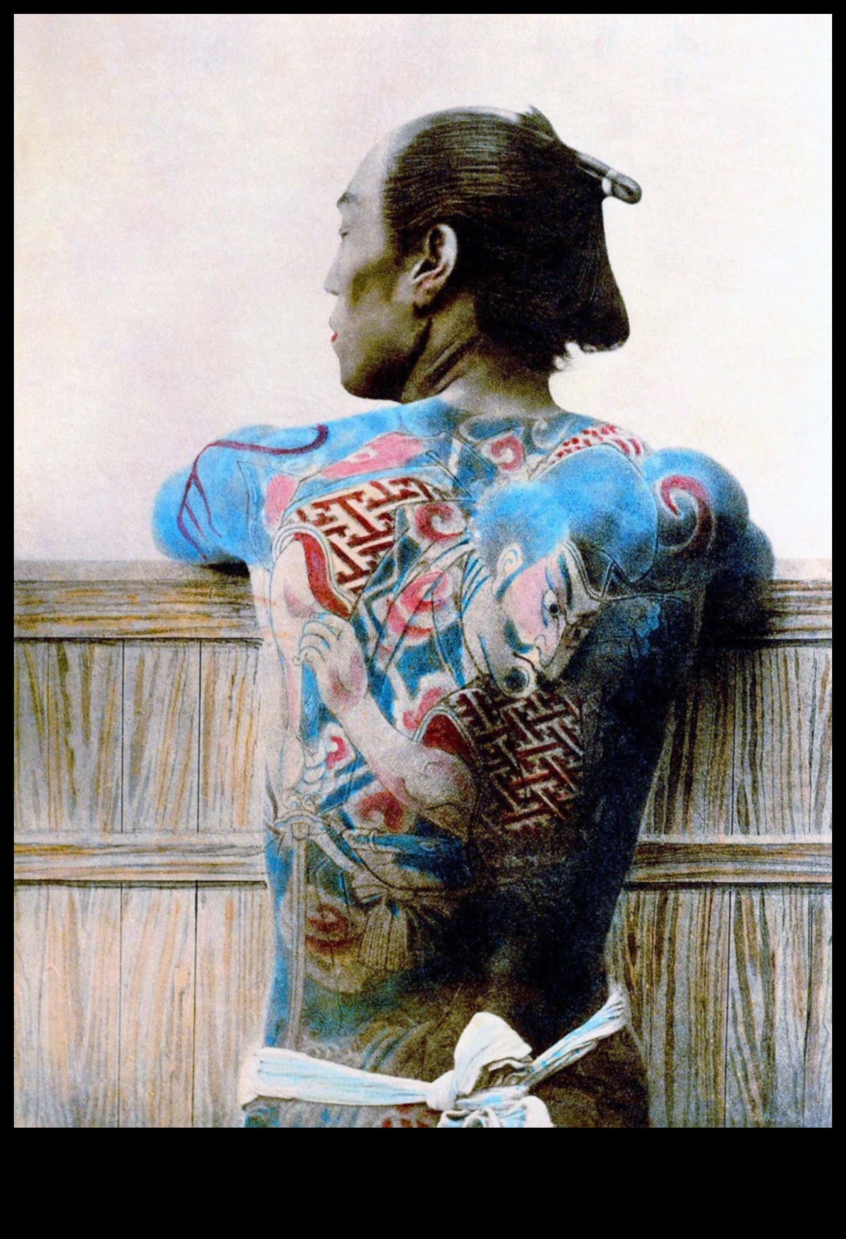 Scrolls cu cerneală: tatuaje japoneze care cronicizează arta și istoria