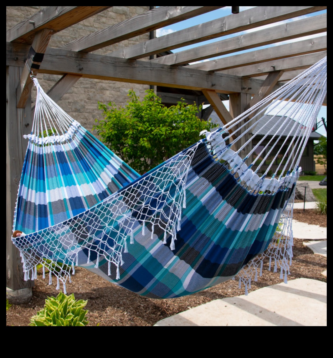 Boho Hammock Lounge Un ghid pentru crearea spațiului de vis 2 Poti recomanda Boho Accents pentru un lounge cu hamac în aer liber?