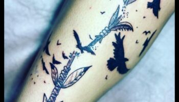 Pene și fabule: Narațiunile cu tatuaje de păsări explorate